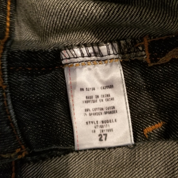 Guess Jeans - Picture 5 of 6
